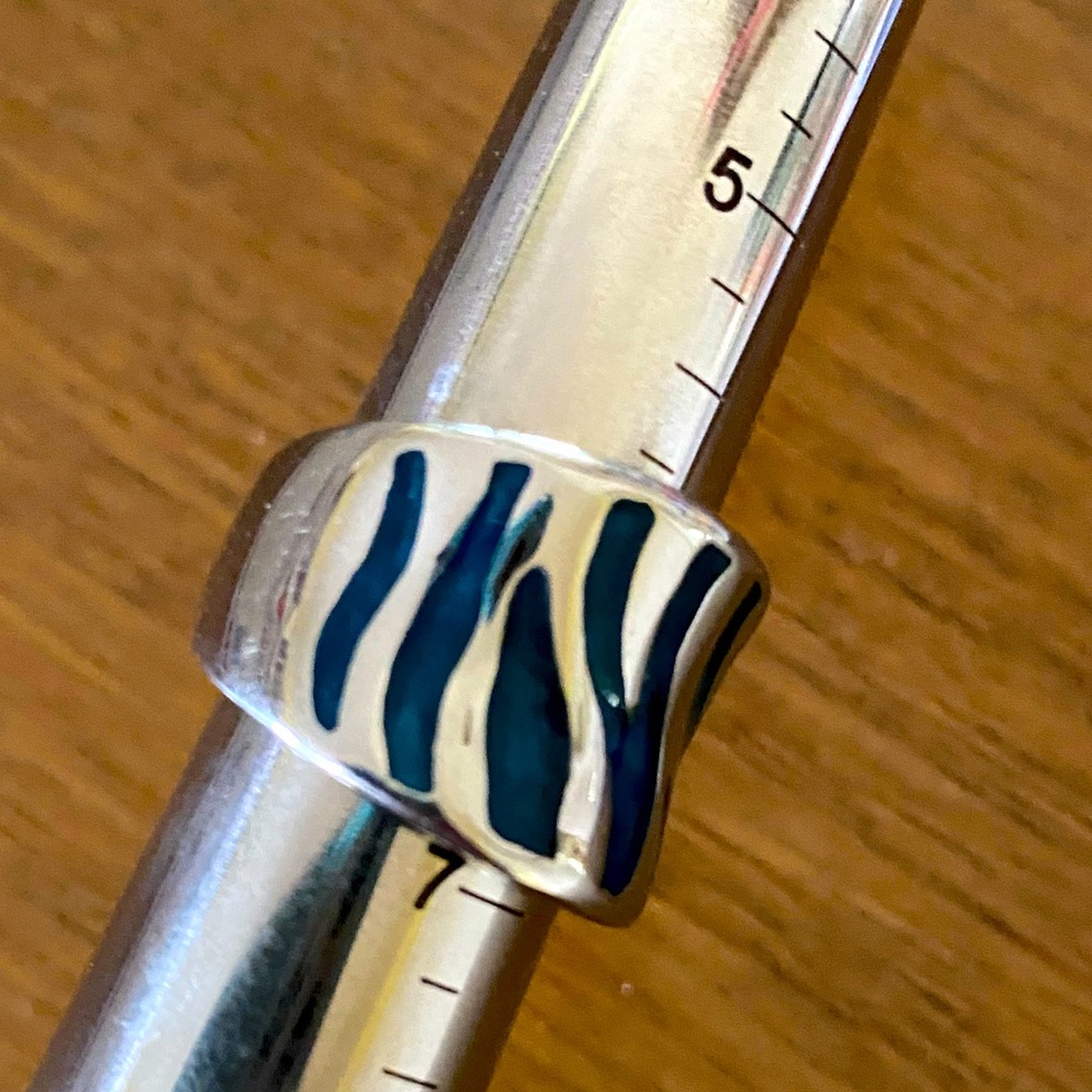Fun custom ring - Picture 3 of 5